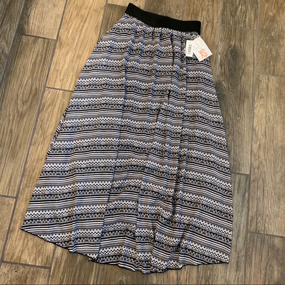 Lularoe Lucy Skirt